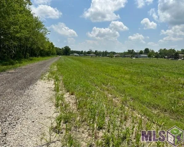 $200,000 | Lot Cj-3-c-1-b Lot Cj-3-c-1-b Lake, Port Allen, LA 70767