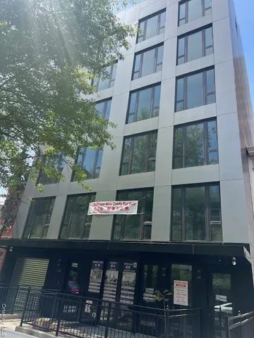 $910,000 | 108-15 72nd Avenue, Unit 4C | Forest Hills