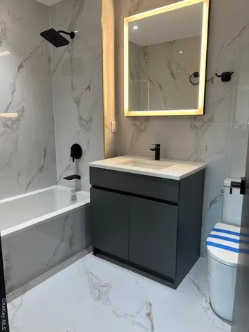 $910,000 | 108-15 72nd Avenue, Unit 4C | Forest Hills