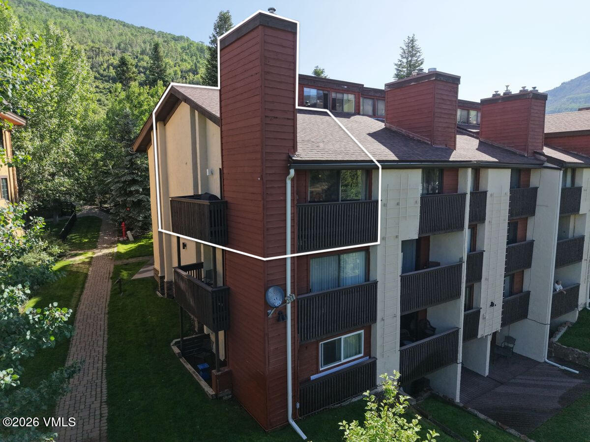 442 South Frontage Road East, Unit 306B Vail, CO 81657 - Photo 10 of 12 Exterior Outlined