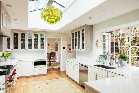 $4,500,000 | 154 South Arroyo Boulevard, Pasadena, CA 91105