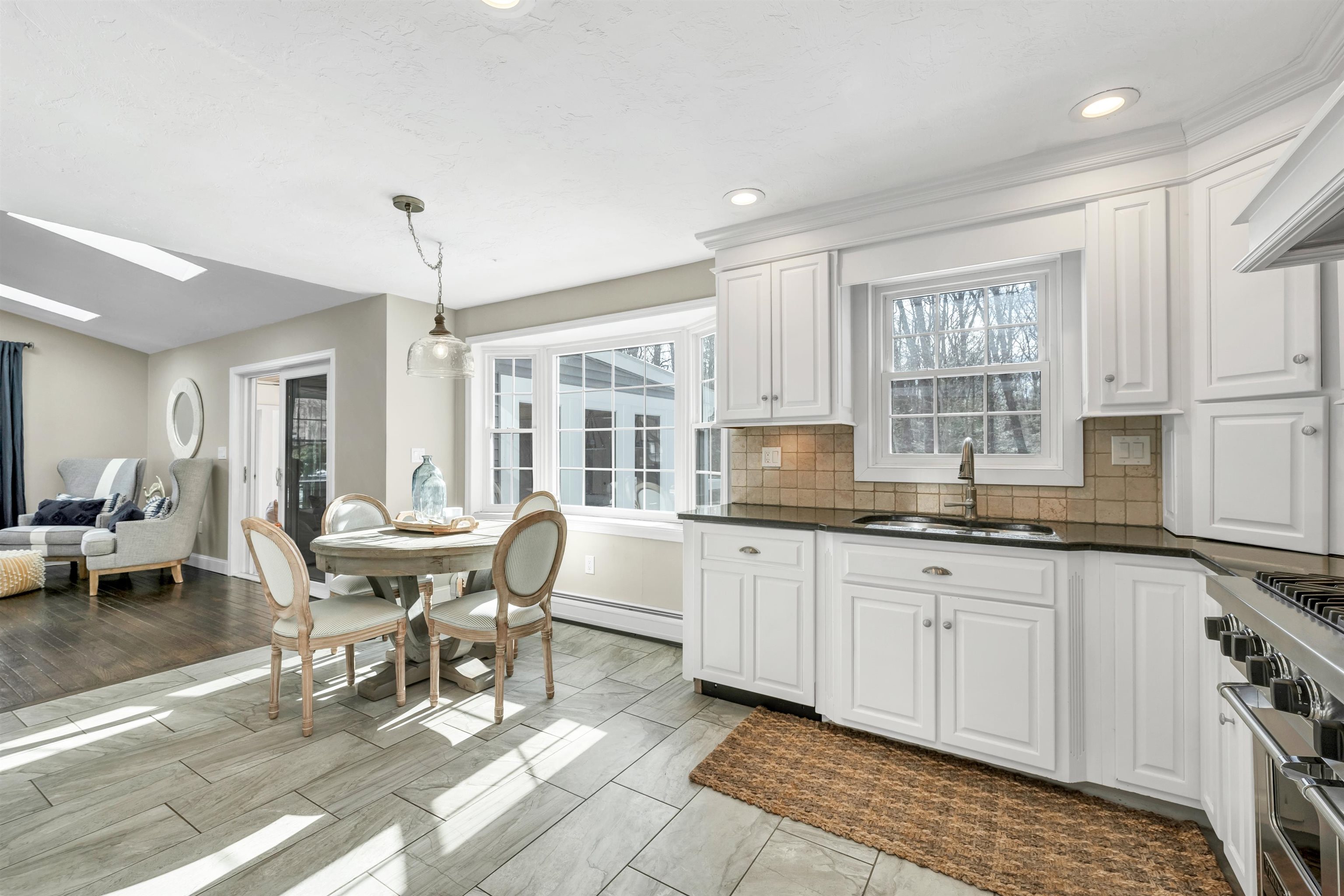 11 Forest Drive Hampton, NH 03842 - Photo 3 of 40