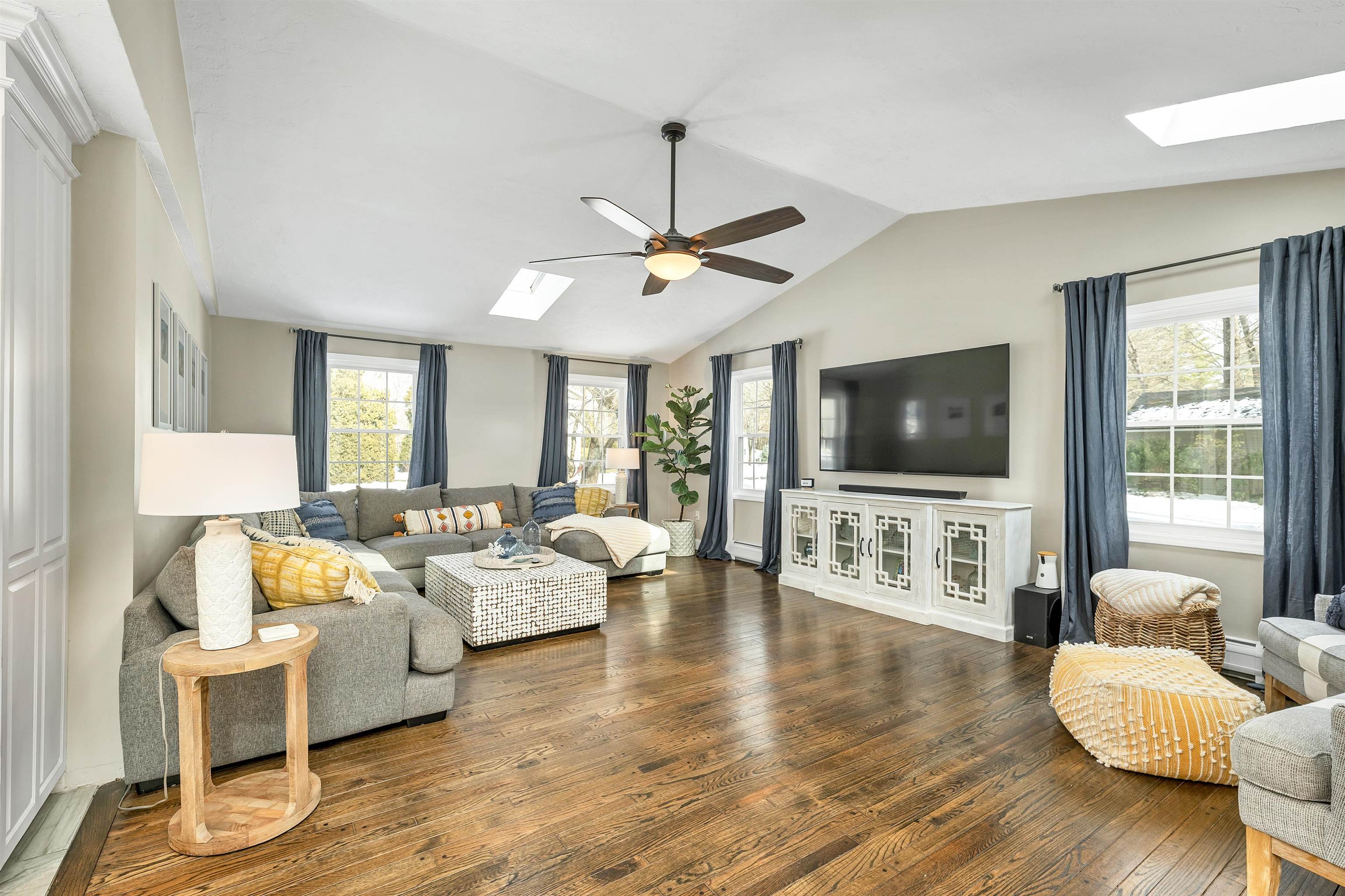 11 Forest Drive Hampton, NH 03842 - Photo 8 of 40