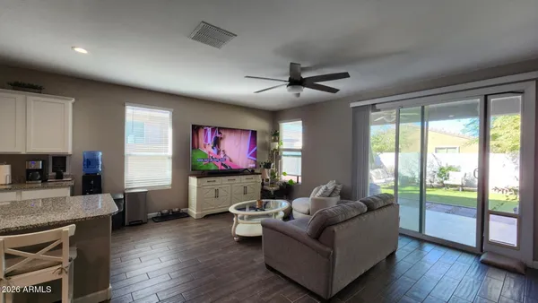 $1,800 | 38104 West San Ildefanso Avenue, Maricopa, AZ 85138