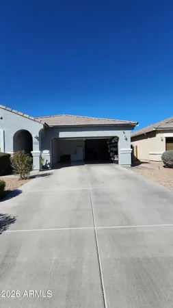 $1,800 | 38104 West San Ildefanso Avenue, Maricopa, AZ 85138