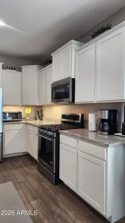 $1,800 | 38104 West San Ildefanso Avenue, Maricopa, AZ 85138