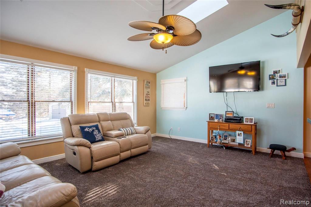 3837 East Coon Lake Road Howell, MI 48843 - Photo 7 of 37