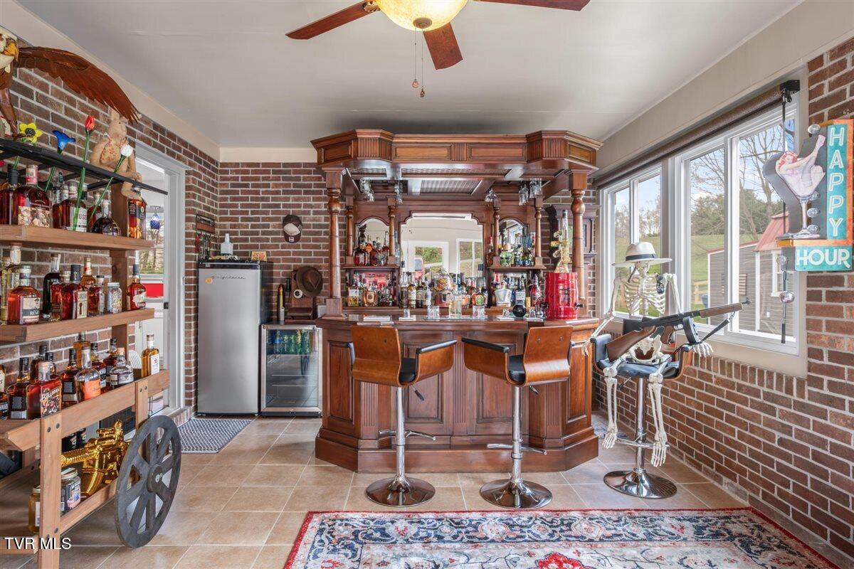 109 Valmar Road Unicoi, TN 37692 - Photo 23 of 67 22-WBP-Valmar-43