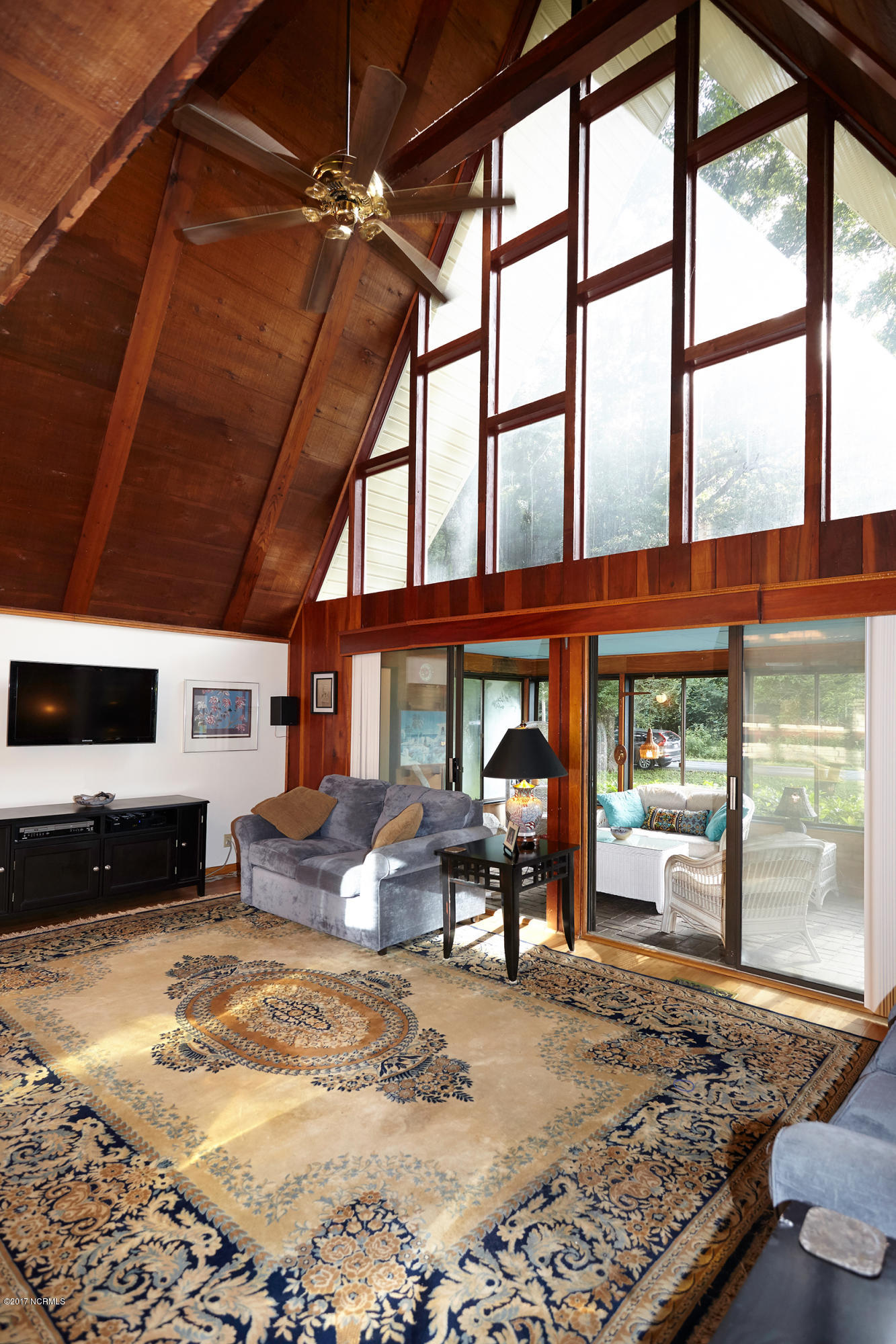 214 Tradewinds Road Newport, NC 28570 - Photo 4 of 28 _MG_5352