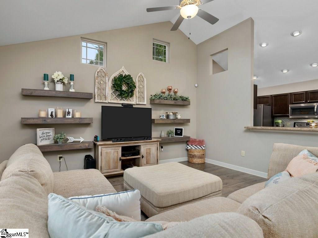 229 Frying Pan Court Boiling Springs, SC 29316 - Photo 6 of 30 Gallery Image 6