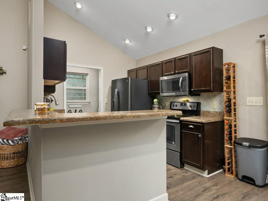 229 Frying Pan Court Boiling Springs, SC 29316 - Photo 10 of 30 Gallery Image 10