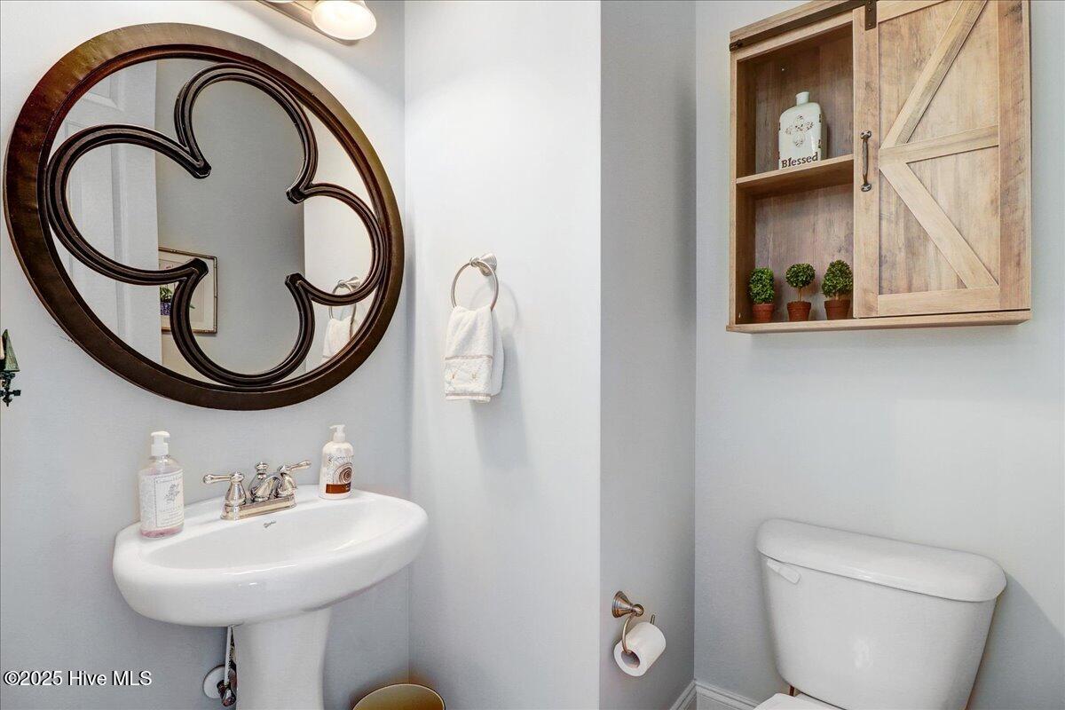 6886 Williams Place Sims, NC 27880 - Photo 15 of 31 Half bath