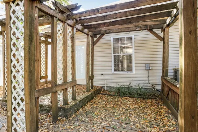 $2,200 | 5079 Mint Hill Court, Tallahassee, FL 32309