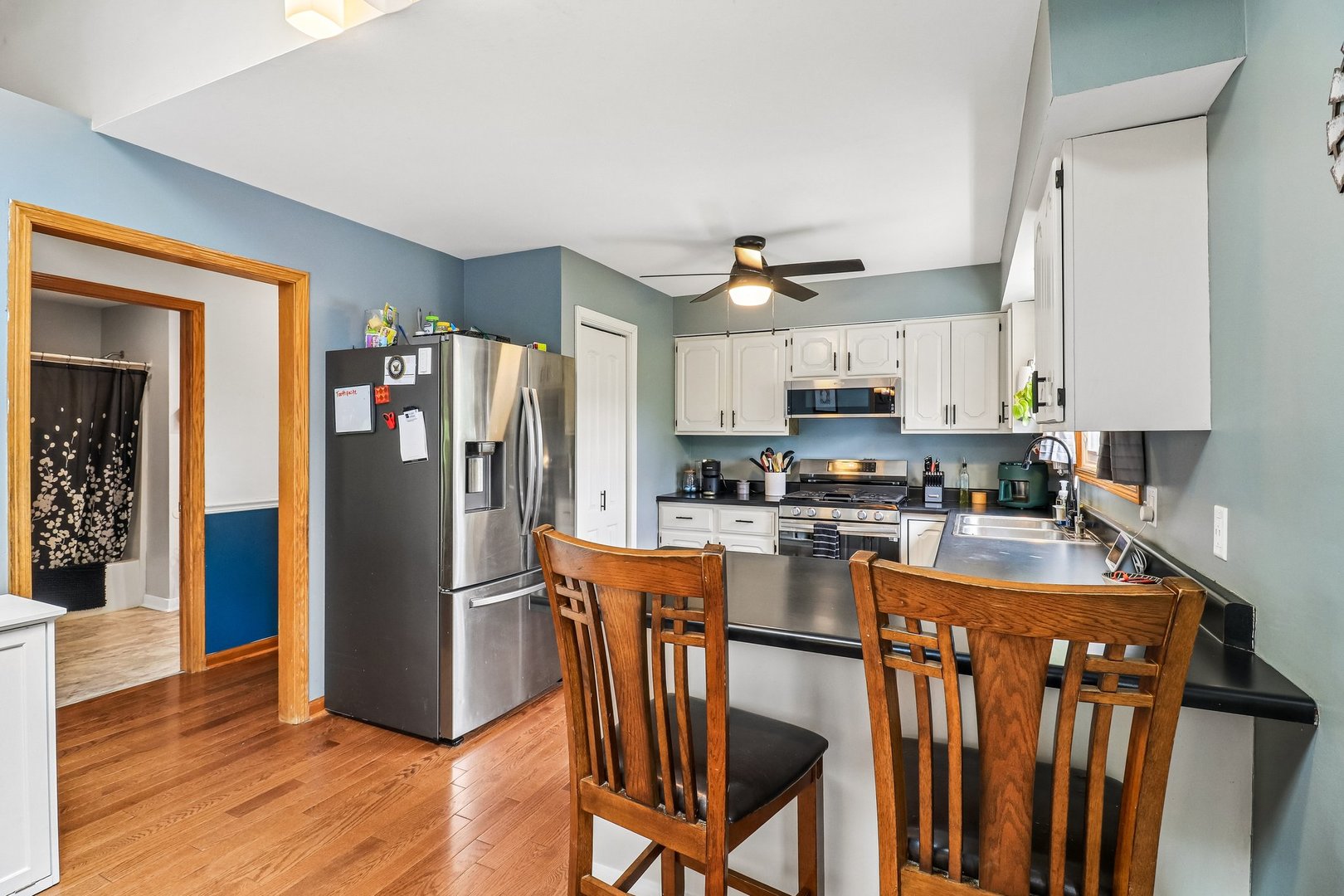 1011 Ridgewood Avenue McHenry, IL 60051 - Photo 10 of 43