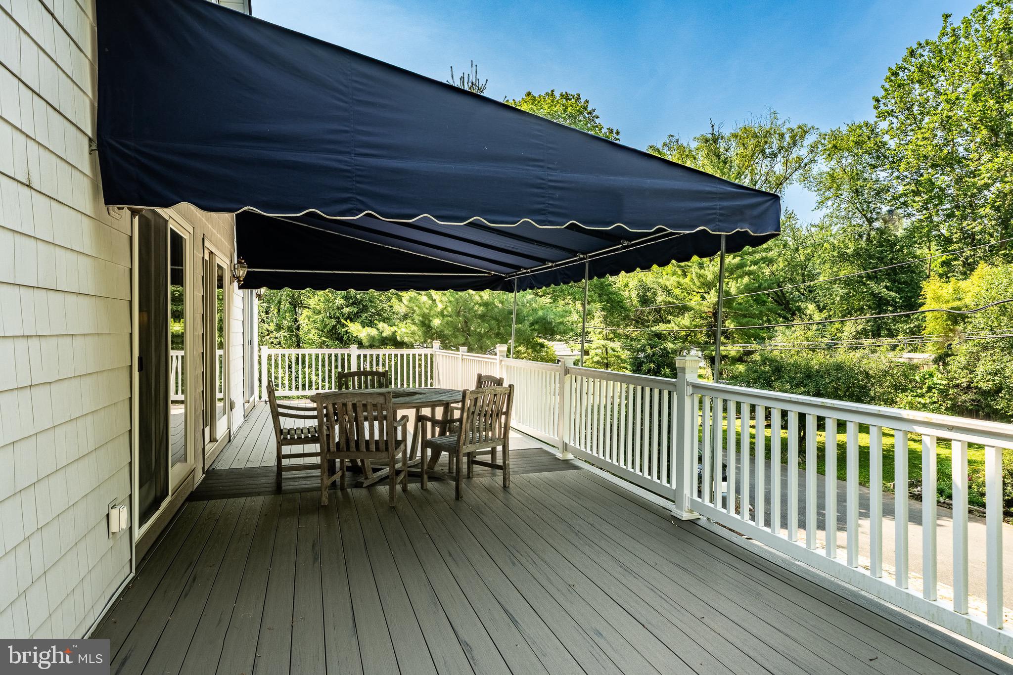 2 River Road Philadelphia, PA 19128 - Photo 11 of 46 a view of porch with seating space