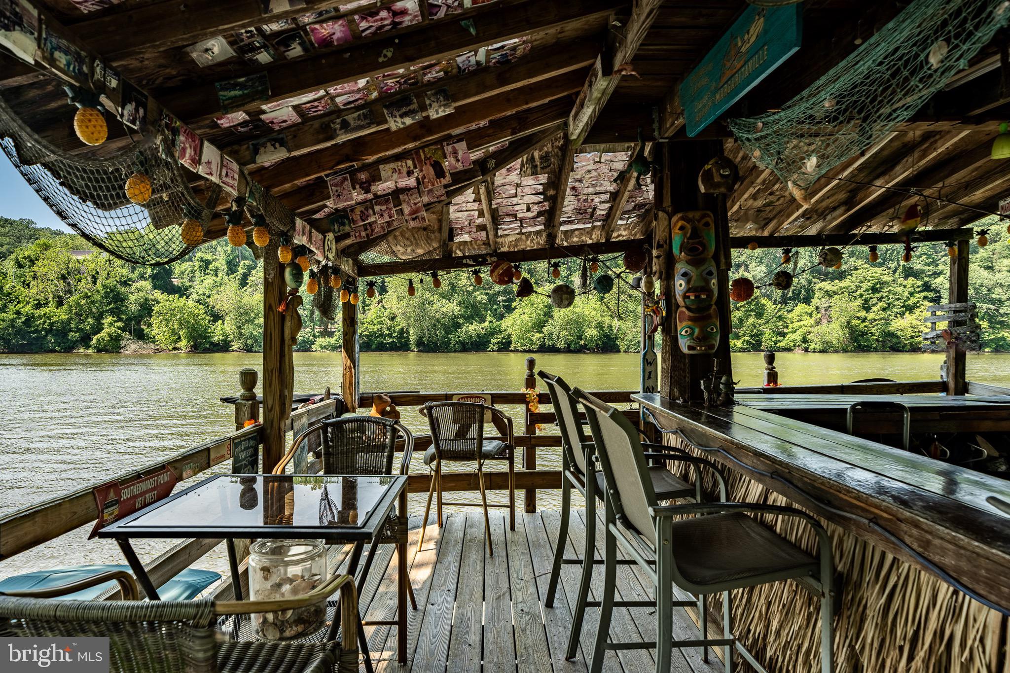 2 River Road Philadelphia, PA 19128 - Photo 40 of 46 a view of a chairs and table in the patio