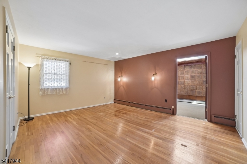 67 Sun Valley Way Morris Plains, NJ 07950 - Photo 12 of 33