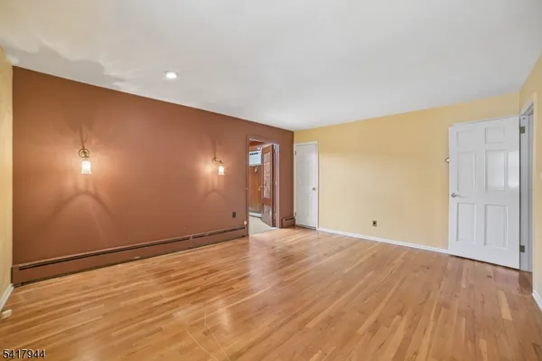 $725,000 | 67 Sun Valley Way, Morris Plains, NJ 07950