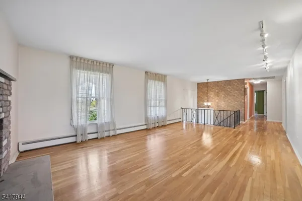 $725,000 | 67 Sun Valley Way, Morris Plains, NJ 07950