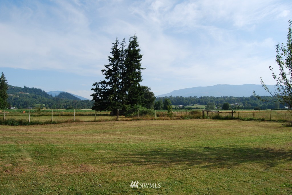 8803 Collins Road Sedro-Woolley, WA 98284 - Photo 14 of 15 Gallery Image 14