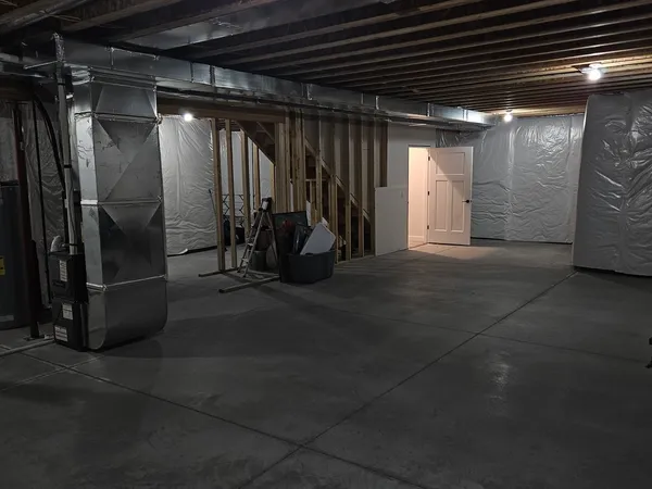 a view of house with yard