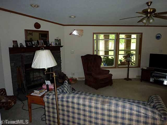 261 Pino Road Mocksville, NC 27028 - Photo 11 of 16 Living Room.
