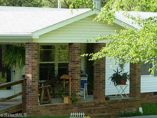 261 Pino Road Mocksville, NC 27028 - Photo 5 of 16 Exterior Front.