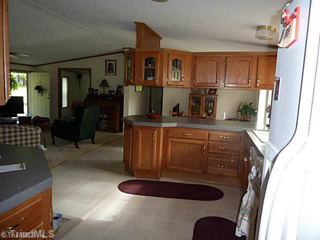 261 Pino Road Mocksville, NC 27028 - Photo 9 of 16 Kitchen.