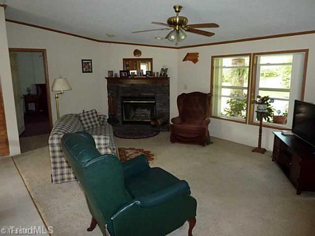 261 Pino Road Mocksville, NC 27028 - Photo 10 of 16 Living Room.