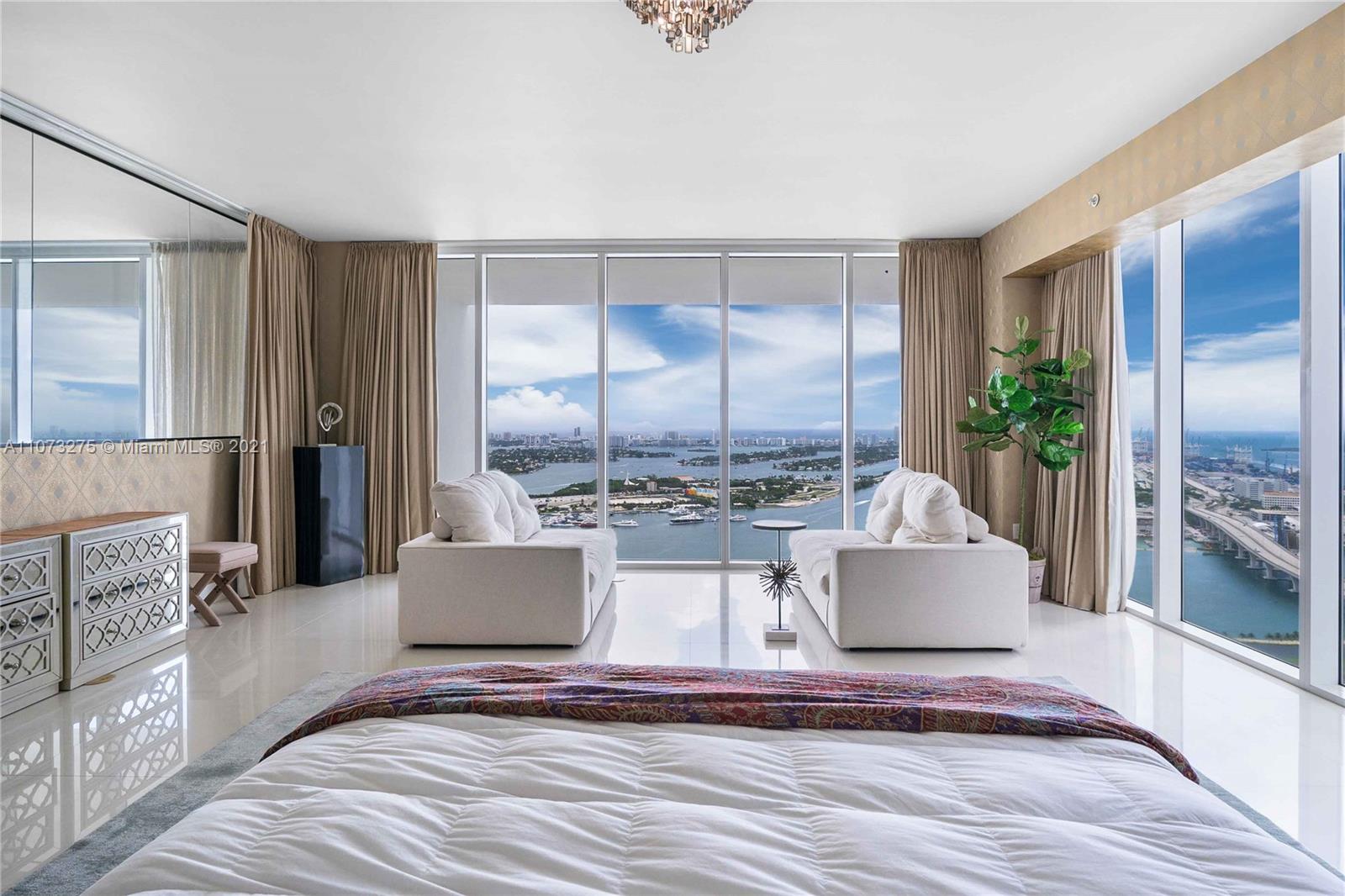 1040 Biscayne Boulevard, Unit PH4202 Miami, FL 33132 - Photo 27 of 54