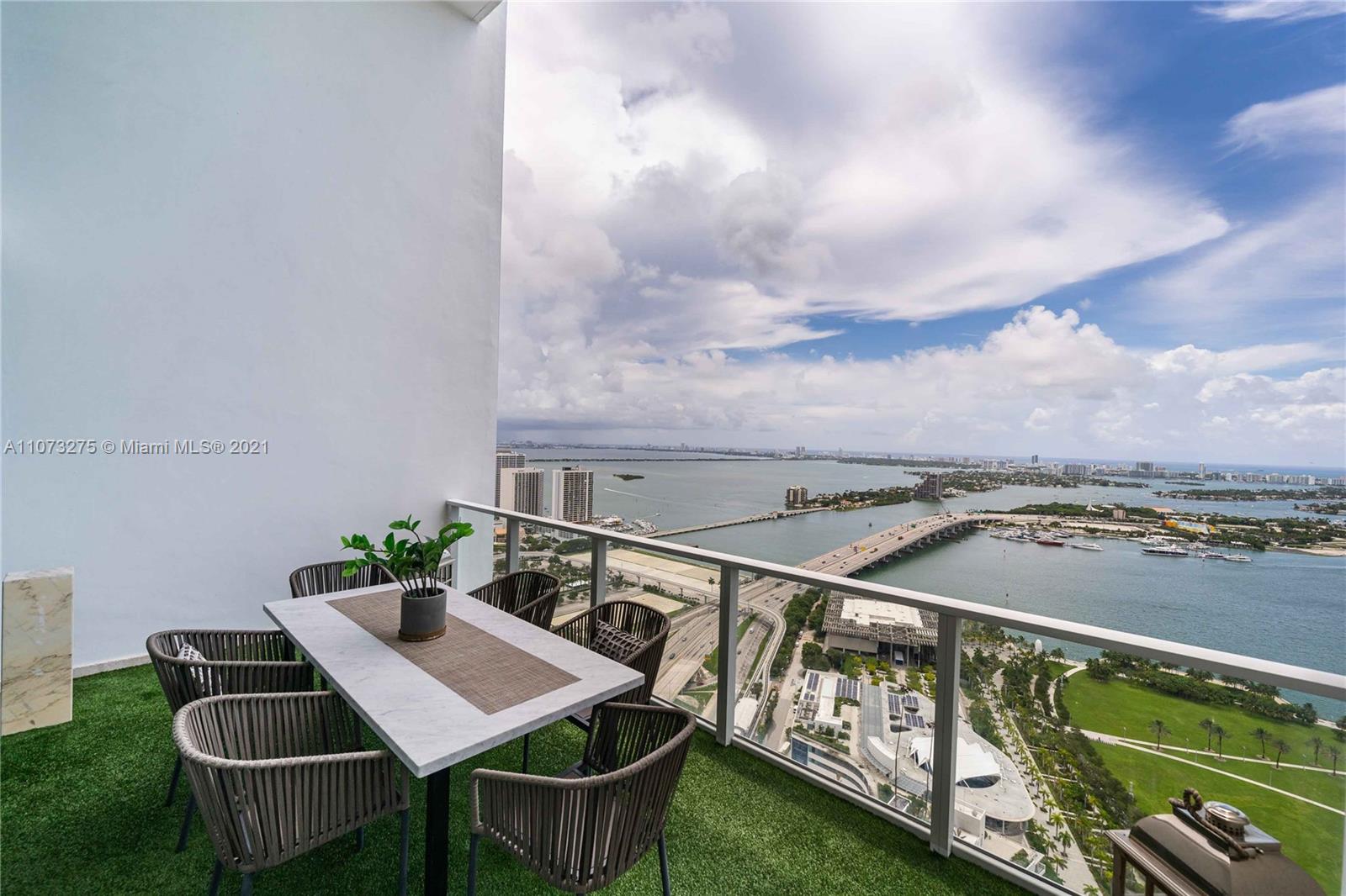 1040 Biscayne Boulevard, Unit PH4202 Miami, FL 33132 - Photo 3 of 54