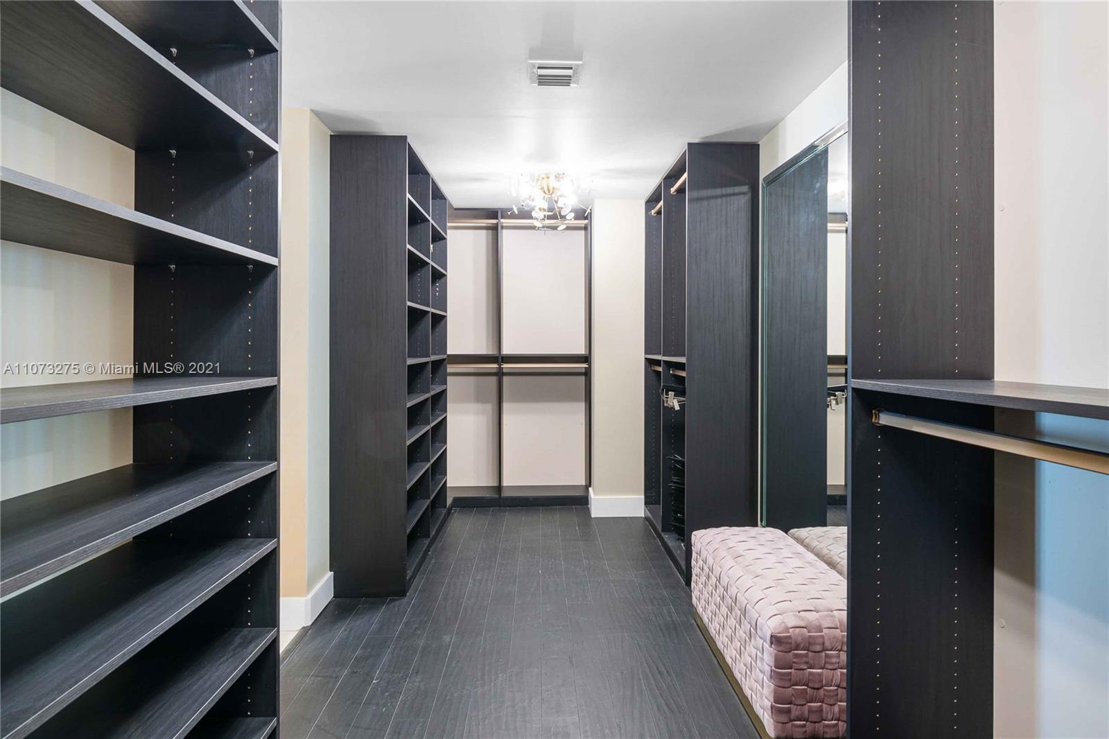 1040 Biscayne Boulevard, Unit PH4202 Miami, FL 33132 - Photo 31 of 54