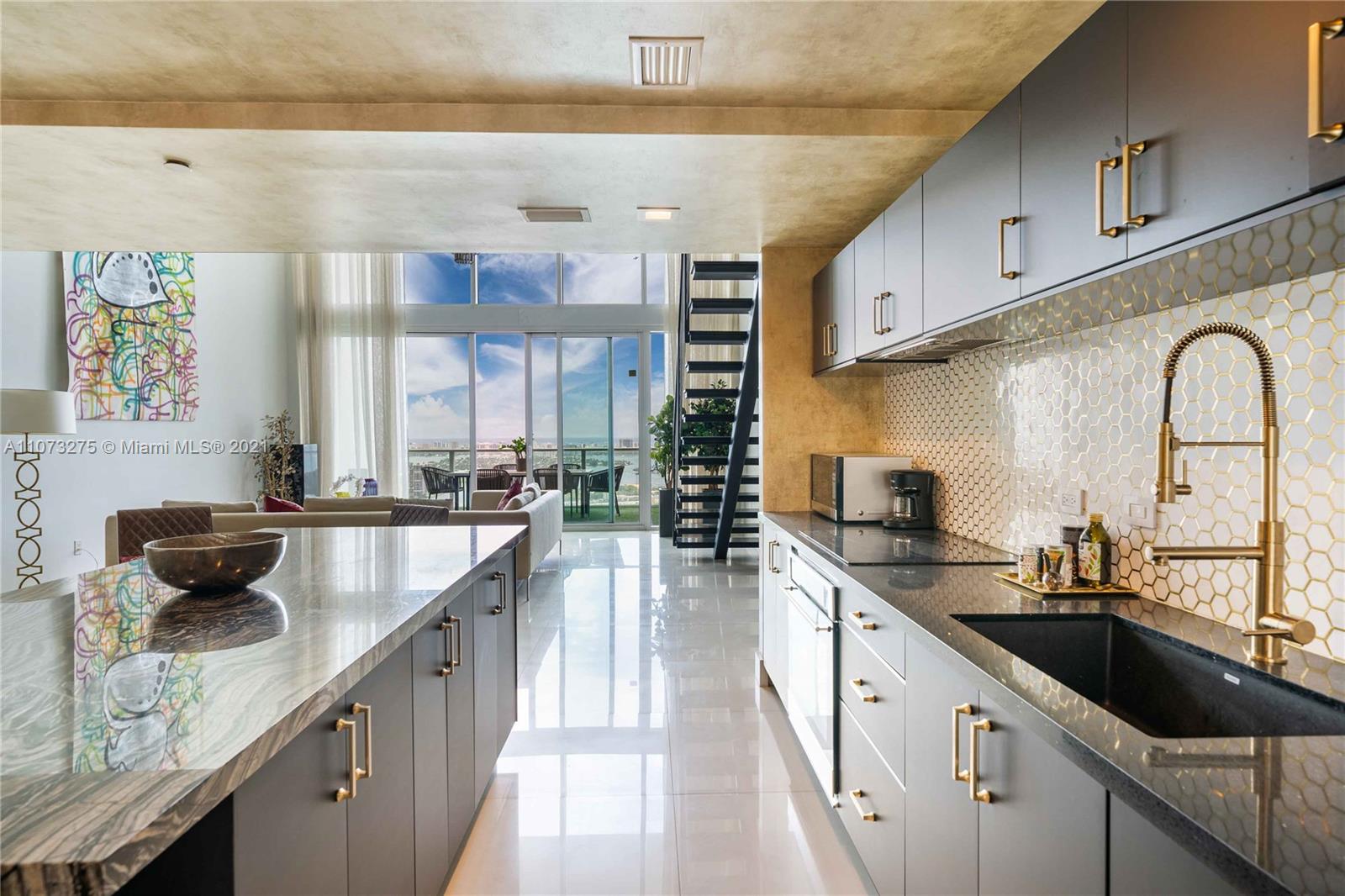 1040 Biscayne Boulevard, Unit PH4202 Miami, FL 33132 - Photo 5 of 54