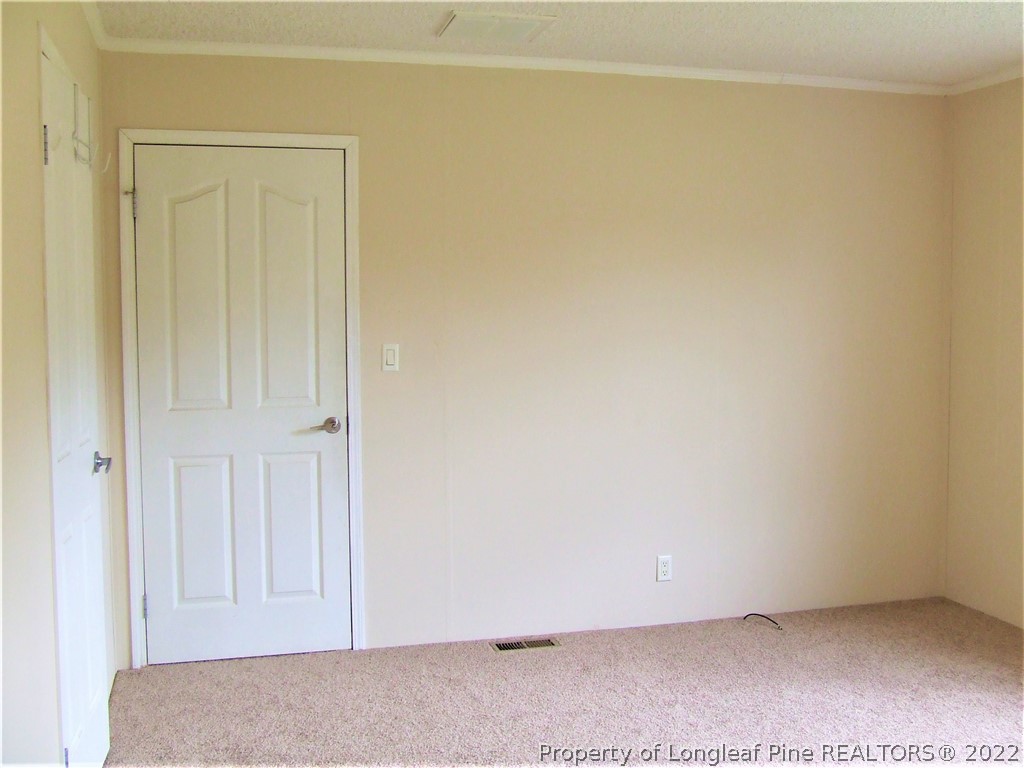 401 Lucas Road Dunn, NC 28334 - Photo 11 of 30 Gallery Image 11