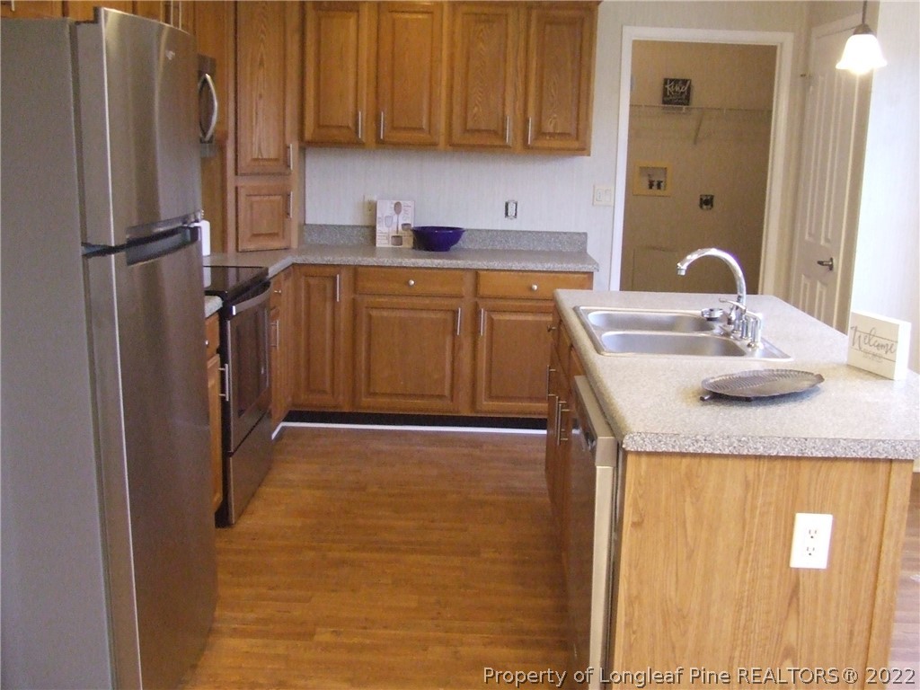 401 Lucas Road Dunn, NC 28334 - Photo 7 of 30 Gallery Image 7