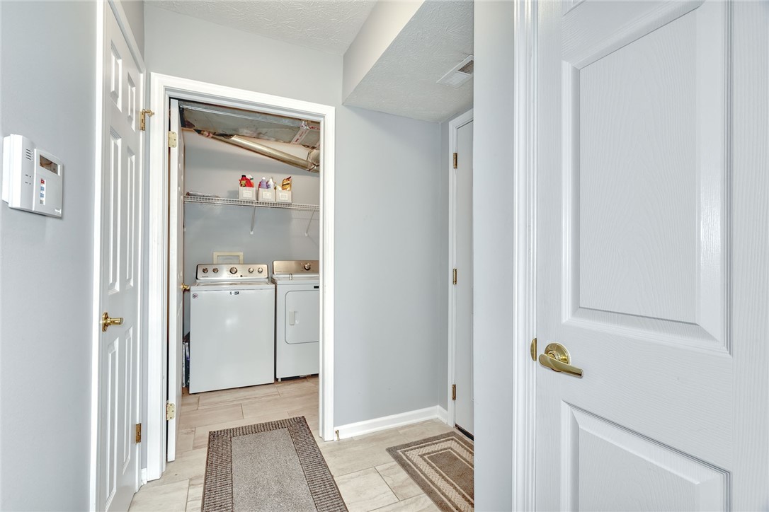 95 Eagle Pine Way Rochester, NY 14623 - Photo 28 of 38