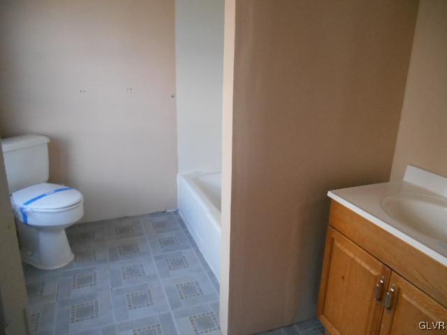 121 Maple Street Coplay, PA 18037 - Photo 9 of 13 Gallery Image 9