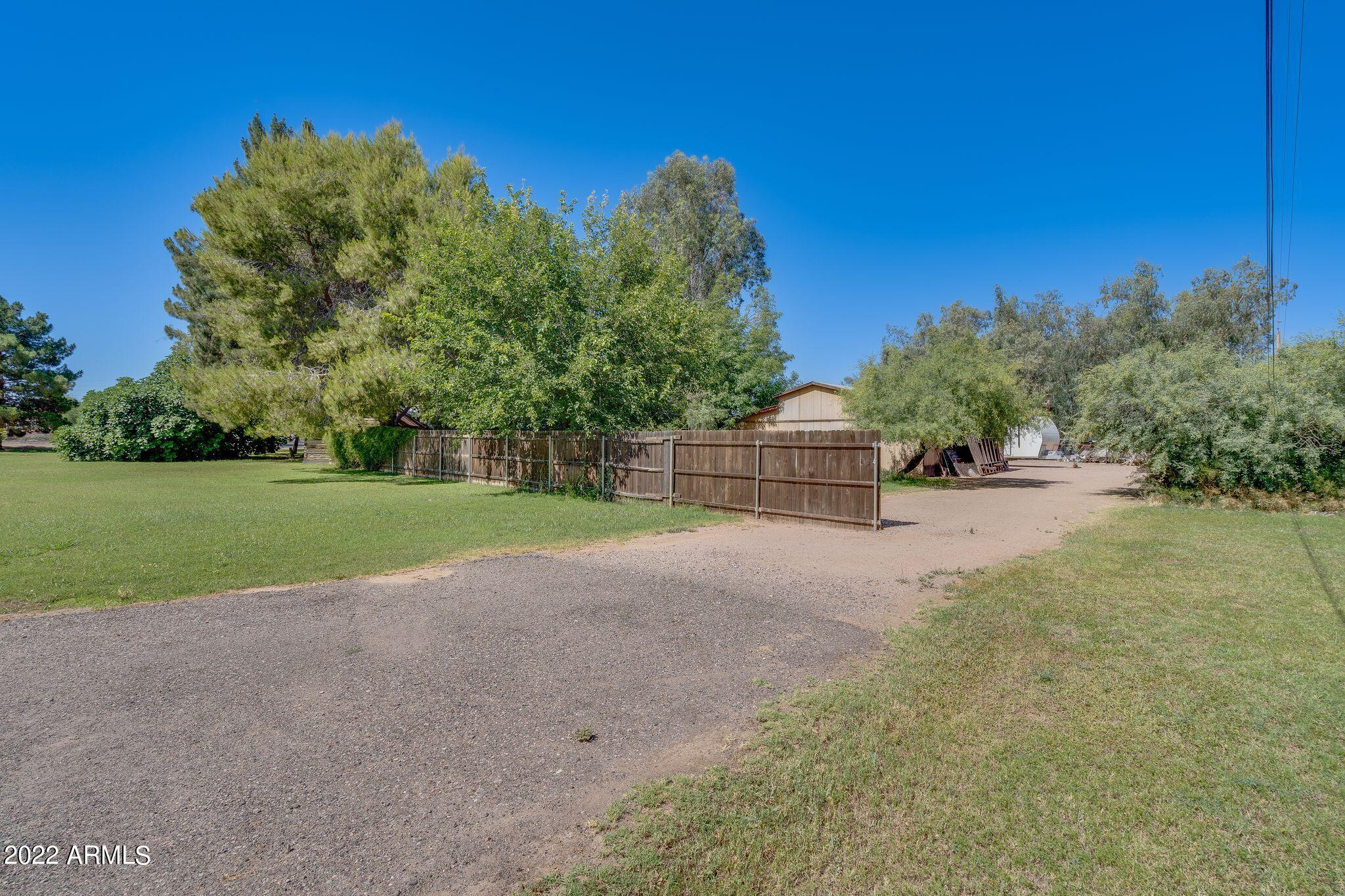 3080 South Higley Road Gilbert, AZ 85295 - Photo 24 of 25 DA4FA3C2-6F0B-49A6-A9DF-FA1B2F65CA28
