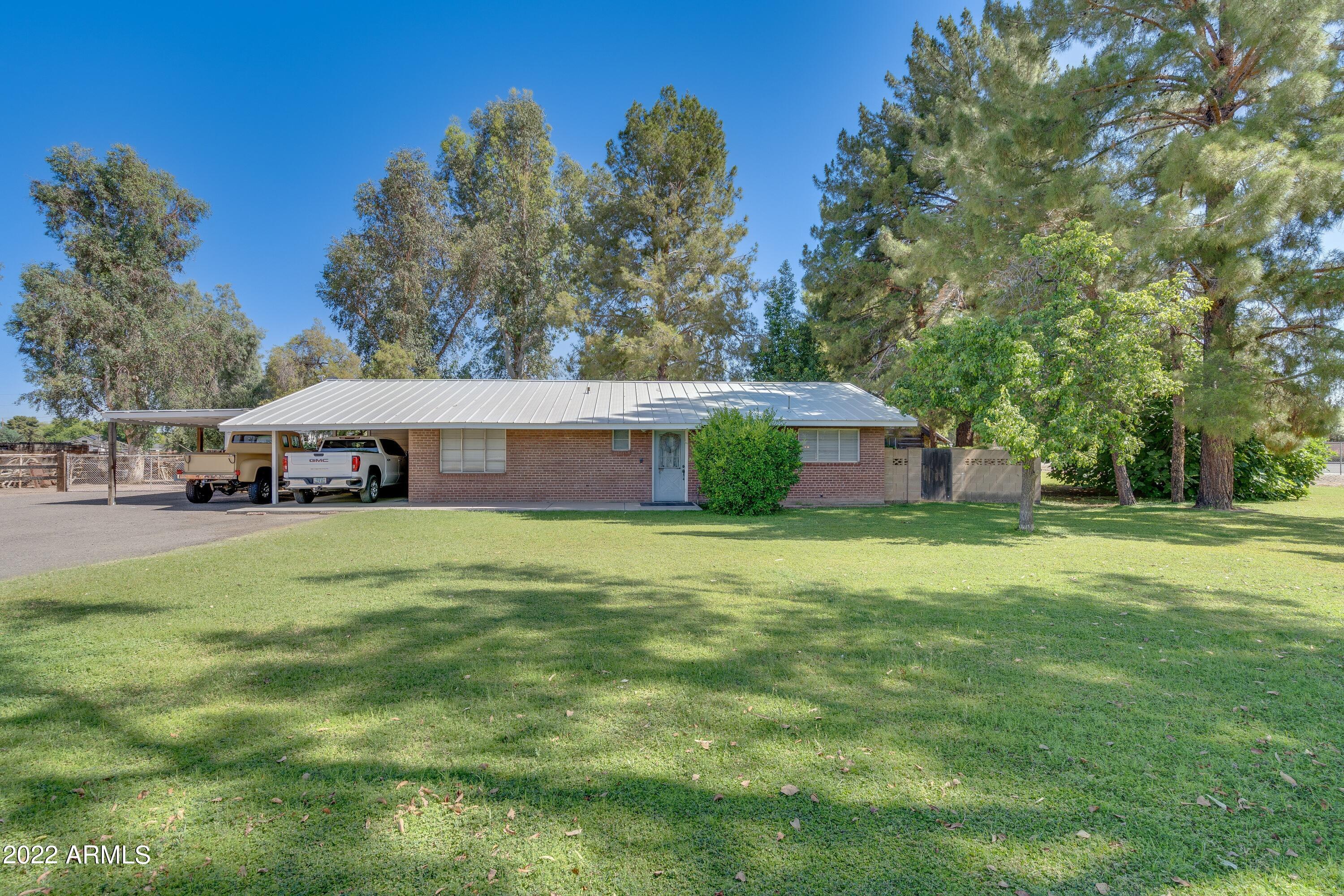 3080 South Higley Road Gilbert, AZ 85295 - Photo 4 of 25 BE8D0A17-FF9A-4490-8EDB-AA4D9FC96668