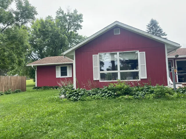 $229,000 | 320 Coe Street, Ridgeland, WI 54763