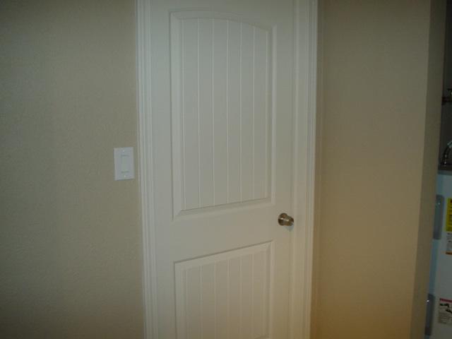 3656 West Birchfield Road Moxee, WA 98936 - Photo 30 of 31 a view of door