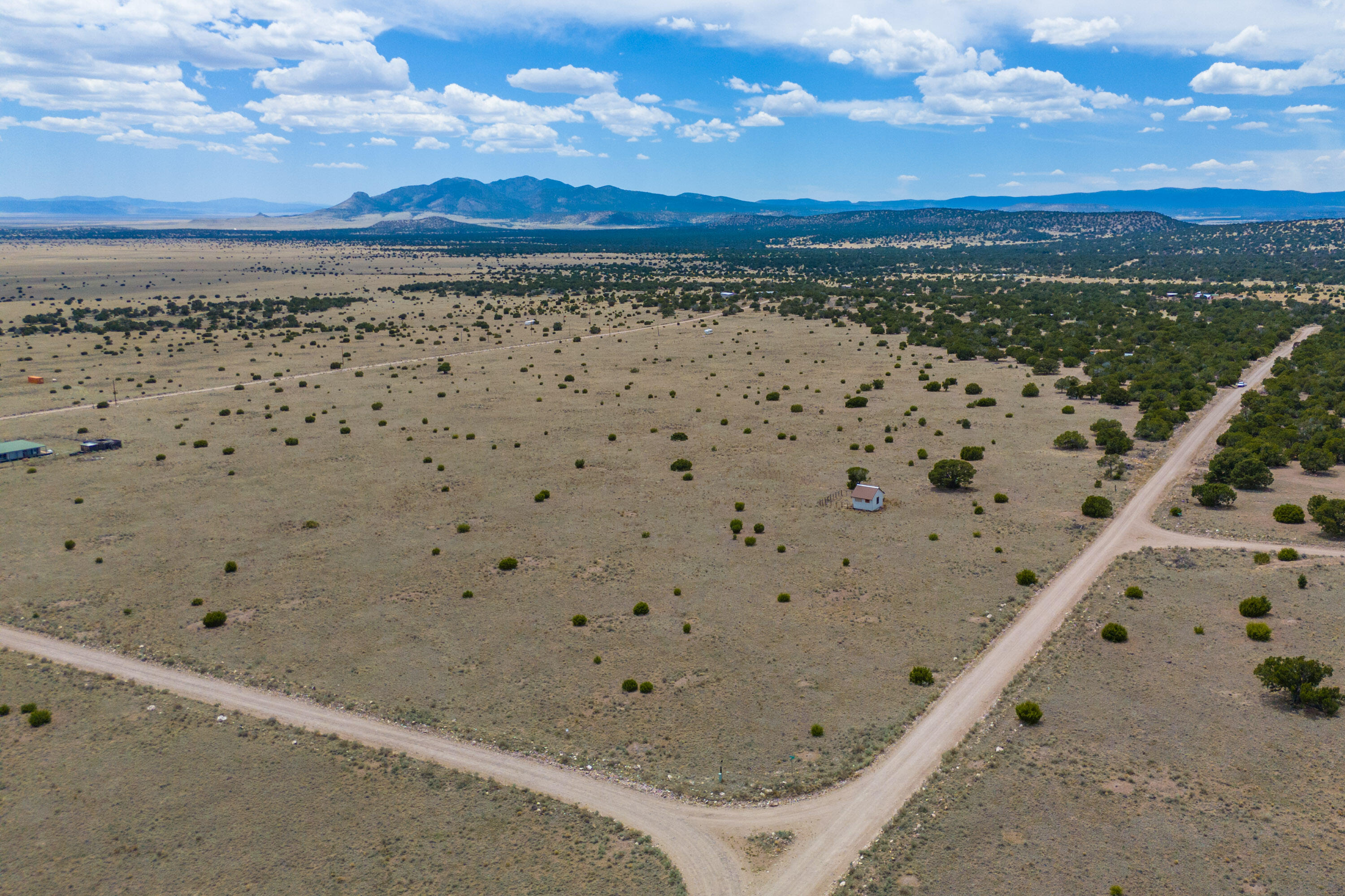 96 Sugarloaf Trail Datil, NM 87821 - Photo 13 of 19 Gallery Image 13