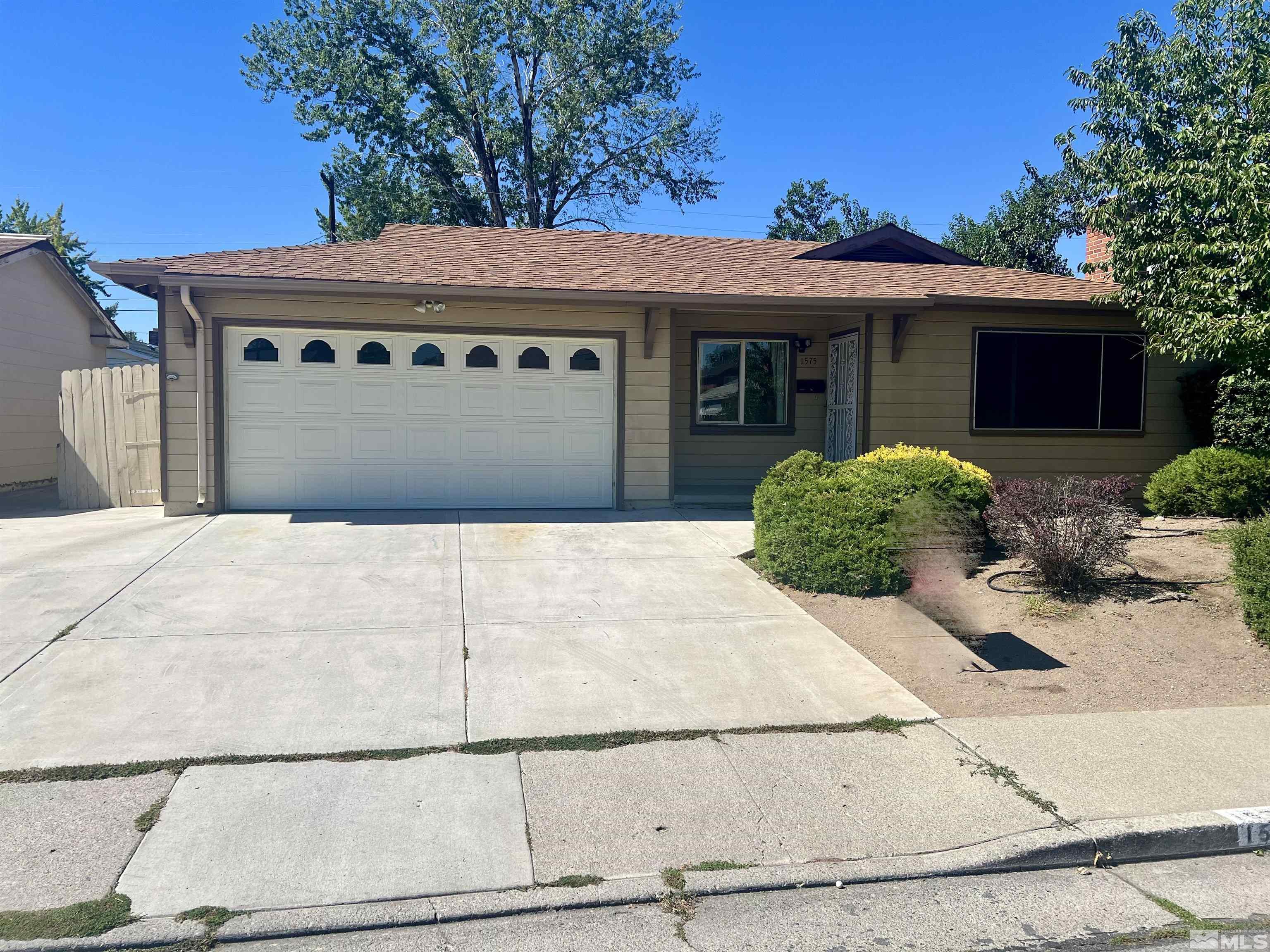 1575 Radcliffe Drive Reno, NV 89502 - Photo 1 of 31 Photo 1