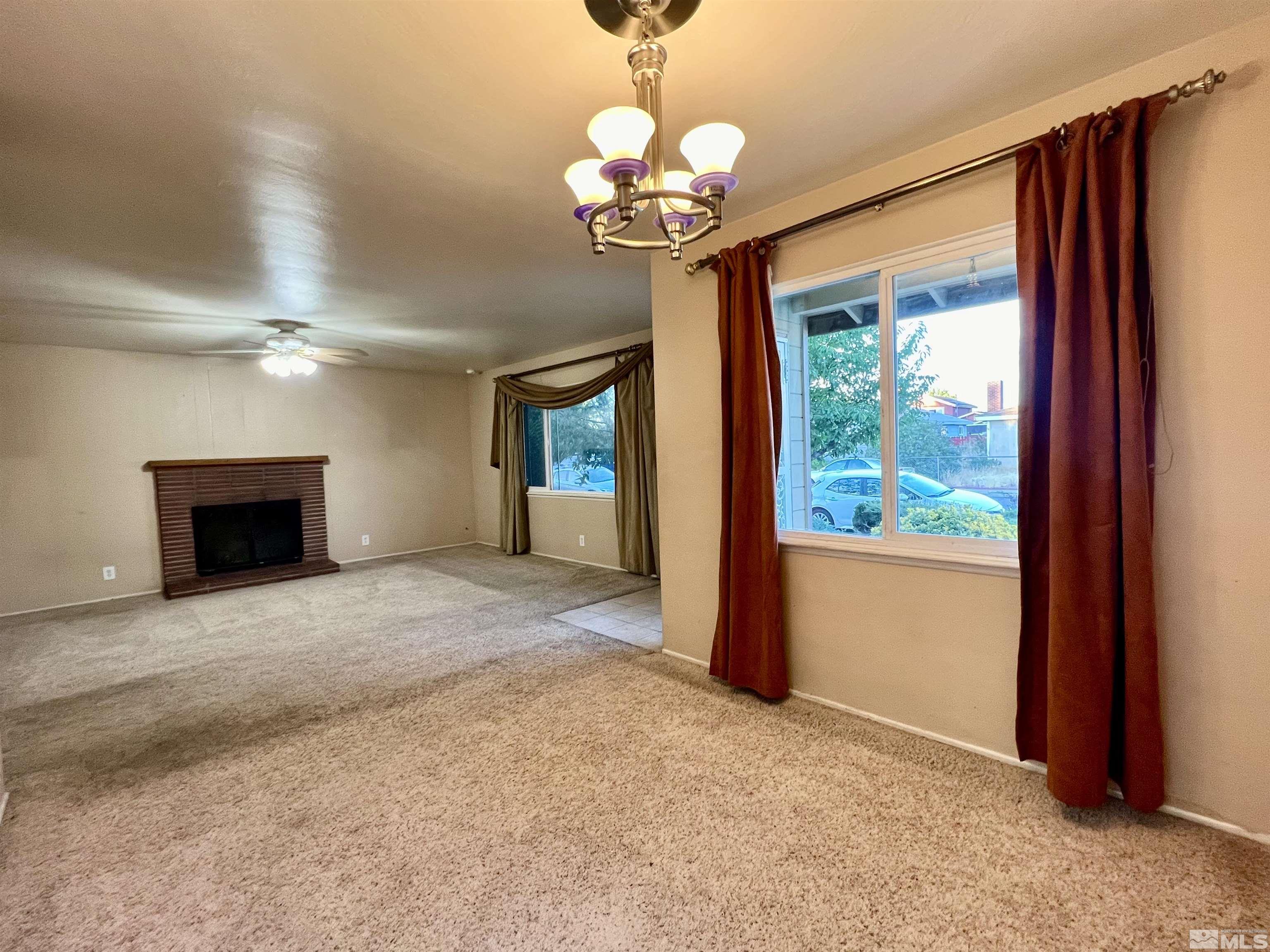 1575 Radcliffe Drive Reno, NV 89502 - Photo 6 of 31 Photo 6