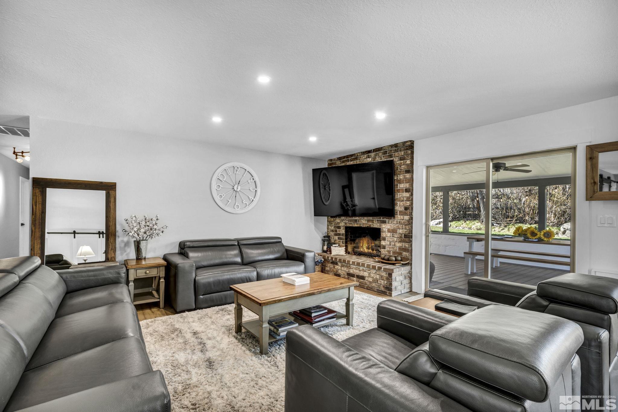 10060 Raintree Court Reno, NV 89511 - Photo 11 of 38 Photo 12