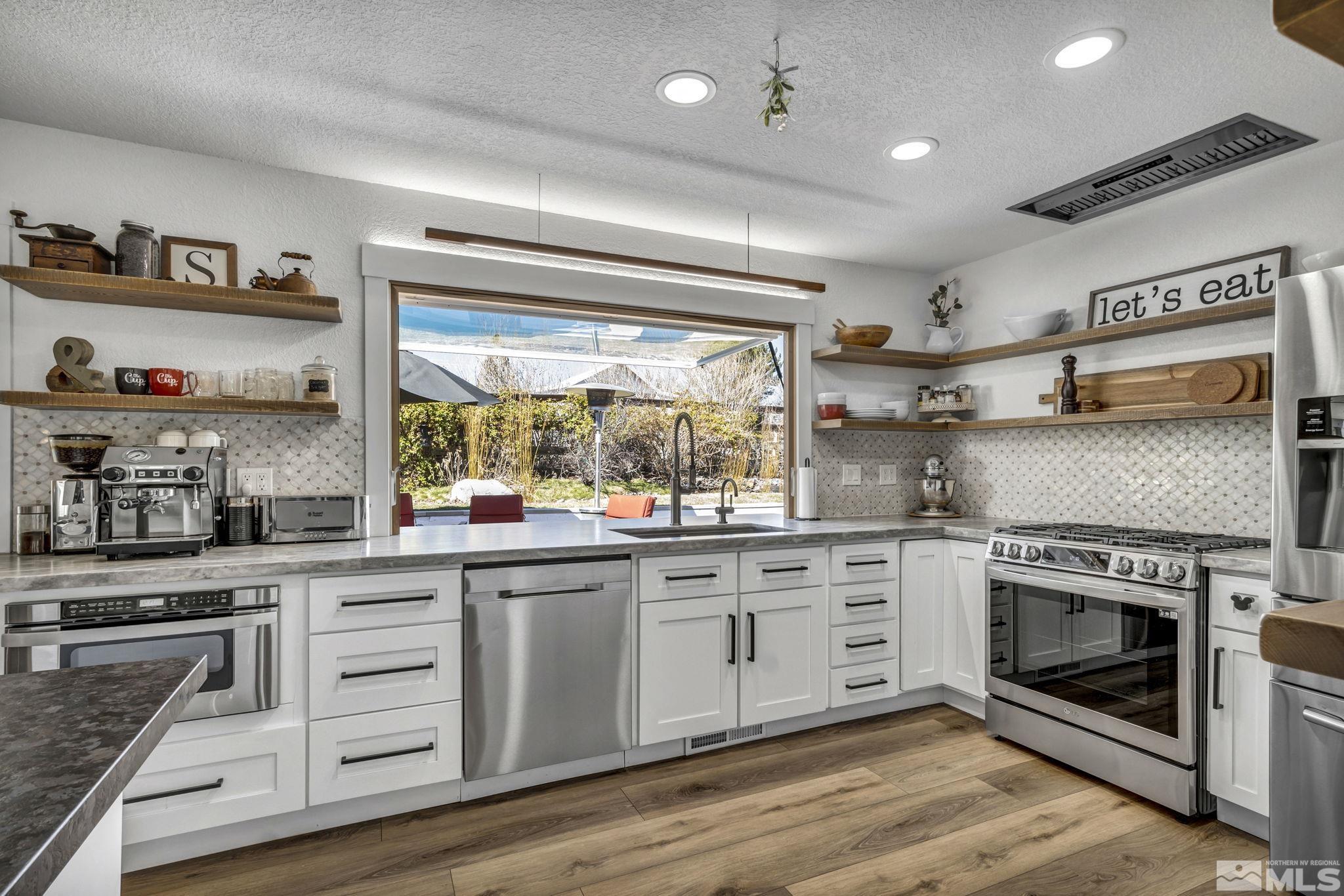 10060 Raintree Court Reno, NV 89511 - Photo 4 of 38 Photo 4