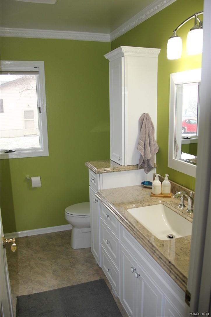10151 Grafton Road Carleton, MI 48117 - Photo 22 of 32 IMG_6728.JPG