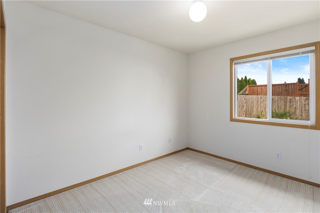 1210 Dayton Place Northeast Renton, WA 98056 - Photo 15 of 26 Gallery Image 15