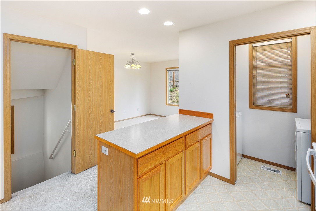 1210 Dayton Place Northeast Renton, WA 98056 - Photo 8 of 26 Gallery Image 8