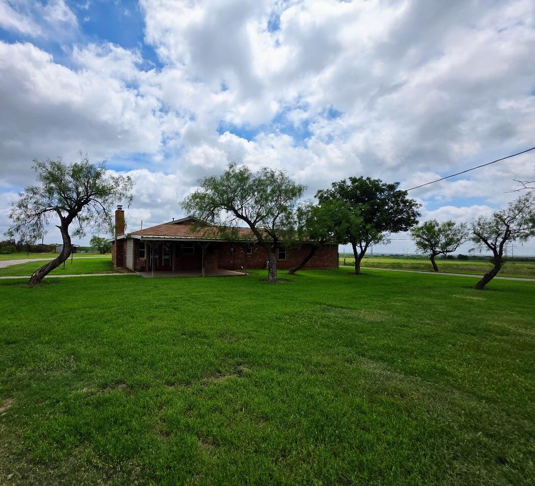 731 Tinker Road Quanah, TX 79252 - Photo 3 of 42 20260607_121340